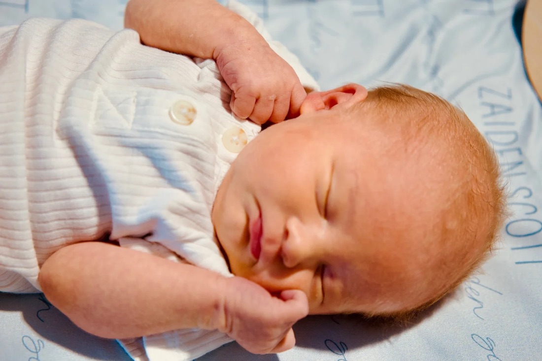 Newborn gallery image